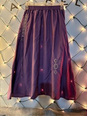No tag Bohemian Purple Embroidered Maxi Skirt 12↔️35↕️ #1818